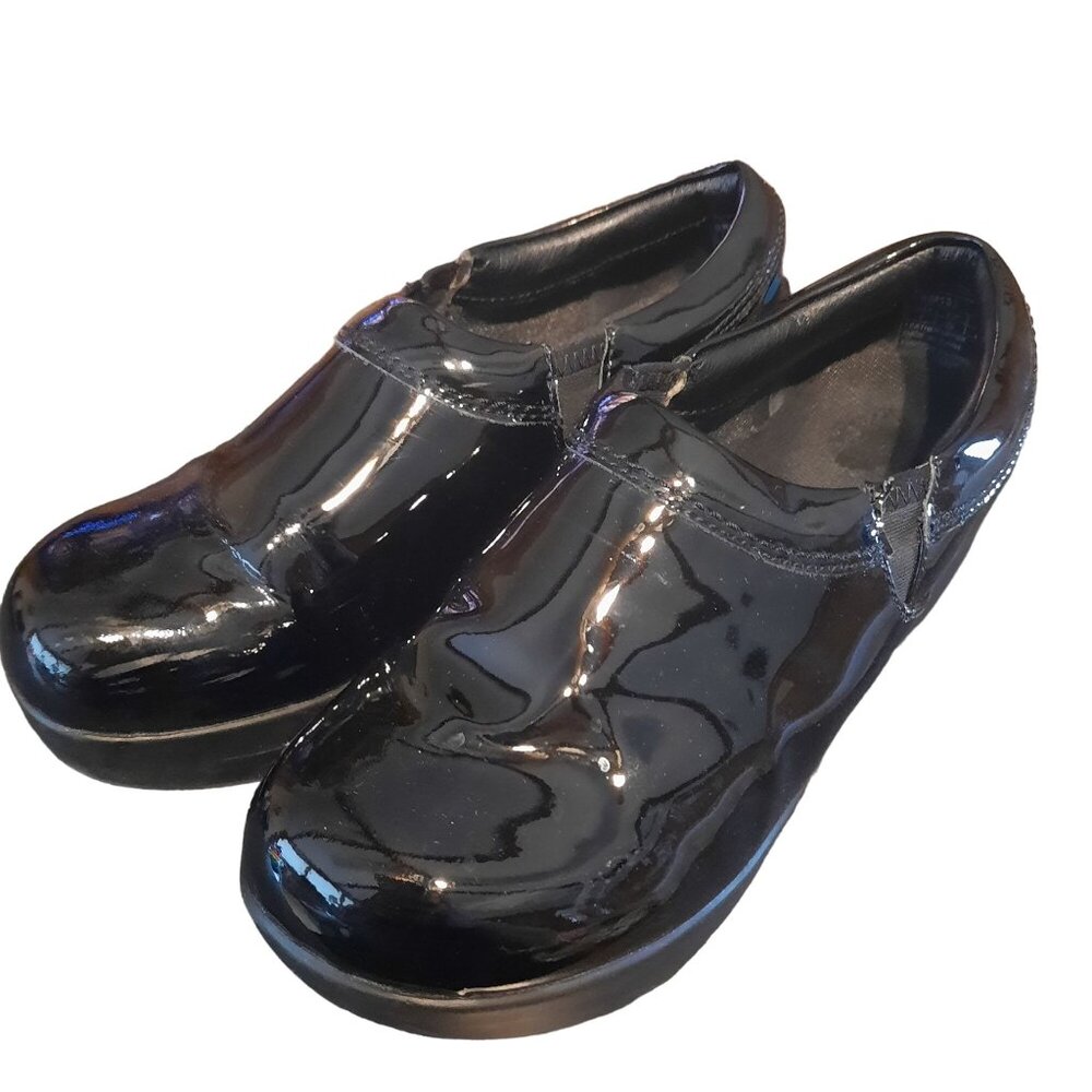 SR Max Geneva, Black Patent Clog Slip Resistant Work Shoe - Picture 3 of 10
